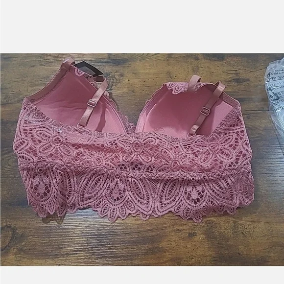 NWT Fredricks of Hollywood pink/dusty rose floral Finley lace bralette - Picture 9 of 10